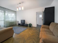 Doua camere, loc de parcare, vedere parc Gh. Petrascu, etaj 1/4, bloc reabilitat